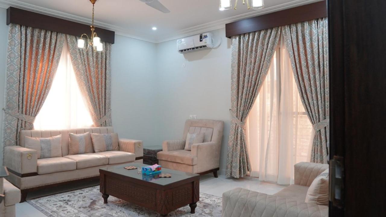 Al Rasheed Apartments Second Floor Apartment Karacsi Kültér fotó