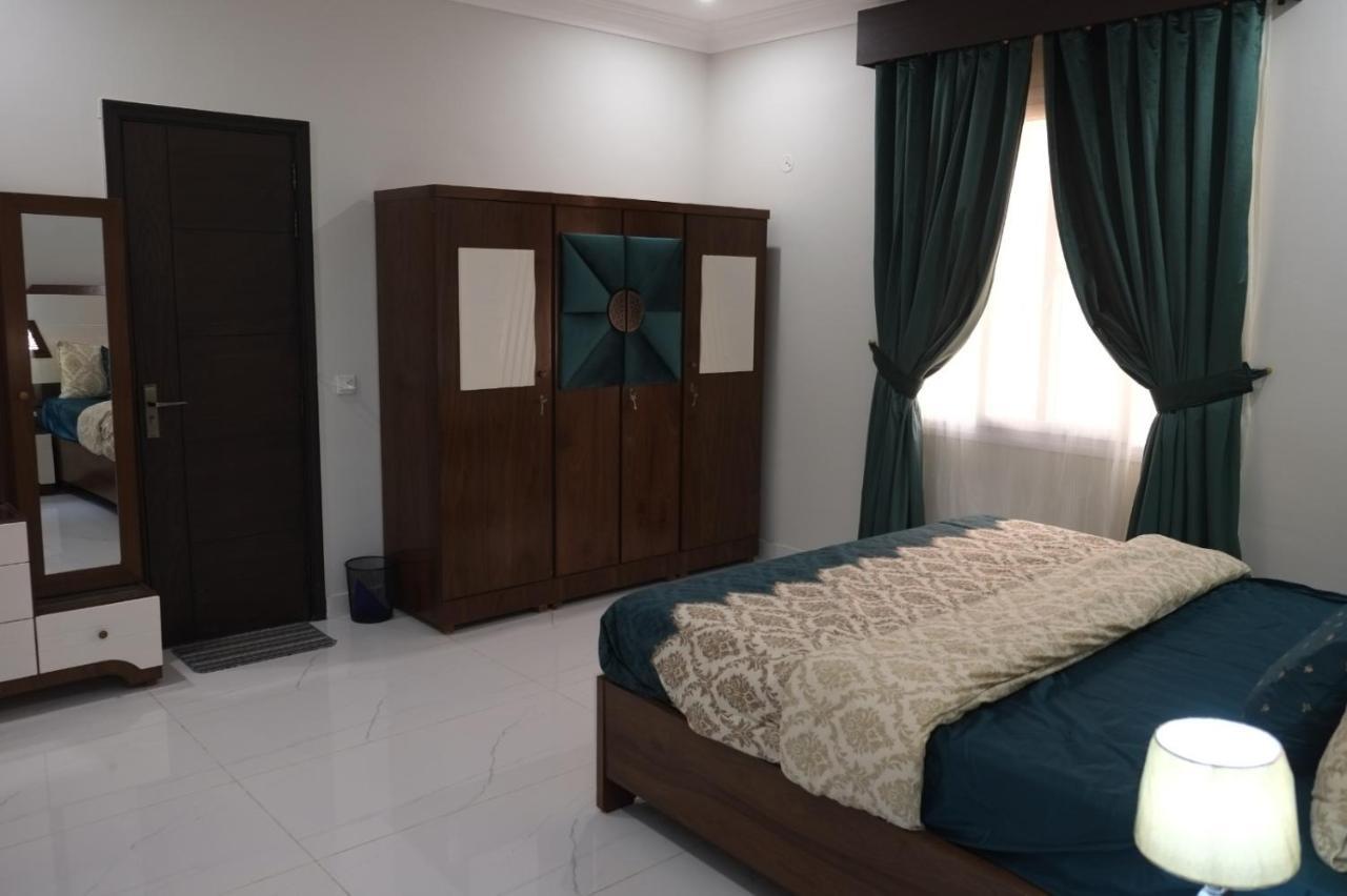 Al Rasheed Apartments Second Floor Apartment Karacsi Kültér fotó